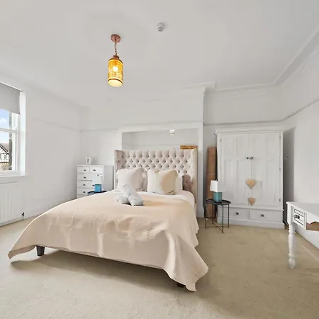 Apartman Beautiful Triplex Harrogate