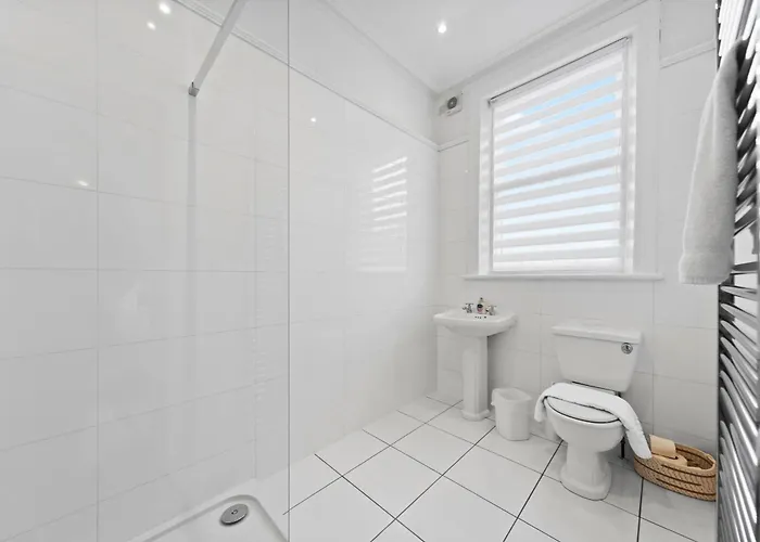 Beautiful Triplex * 해러게이트