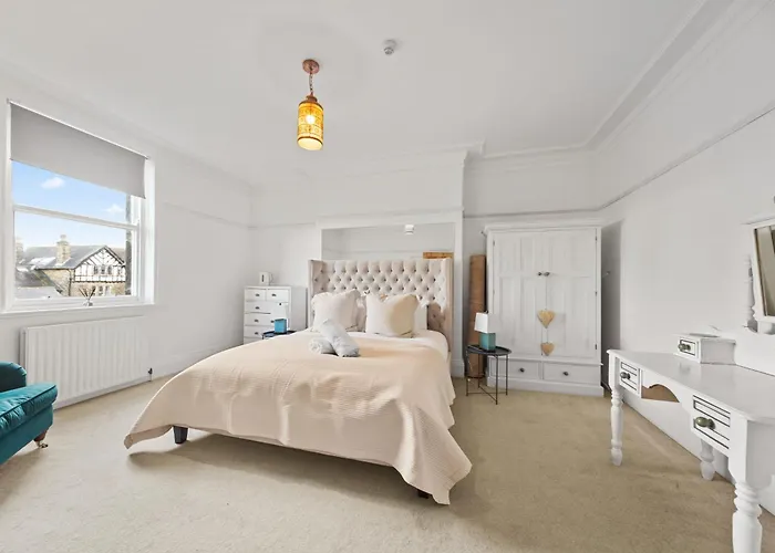 아파트 Beautiful Triplex 해러게이트