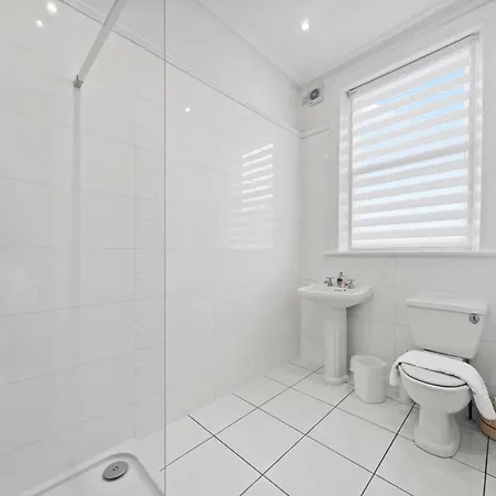 Beautiful Triplex * Harrogate